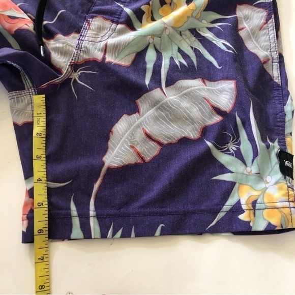 VANS Off The Wall Men’s Arachnafloria Floral Stretch Board Shorts Size 32 - Picture 11 of 12